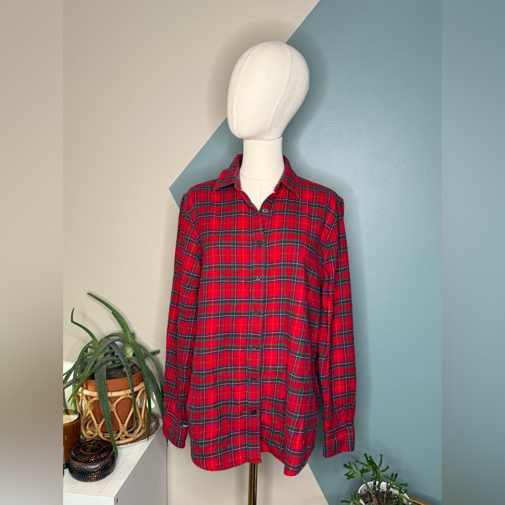 Lands’ End Red Plaid Flannel Shirt Women’s Classic Cotton Tartan Button-Up 12 - Picture 2 of 10